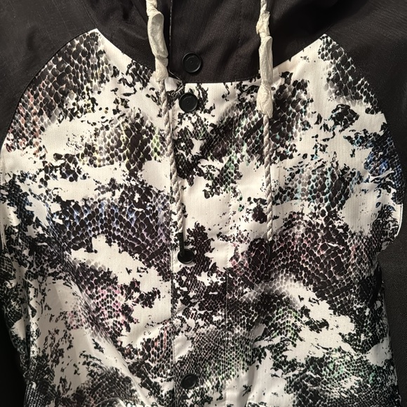 VOLCOM Ski Snowboard STAVE JACKET Snake Print SZ S - Picture 3 of 3